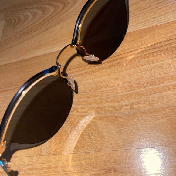 FENDI Gold and White Sunglasses FENDI Gold and White Sunglasses FENDI Su… main image 5